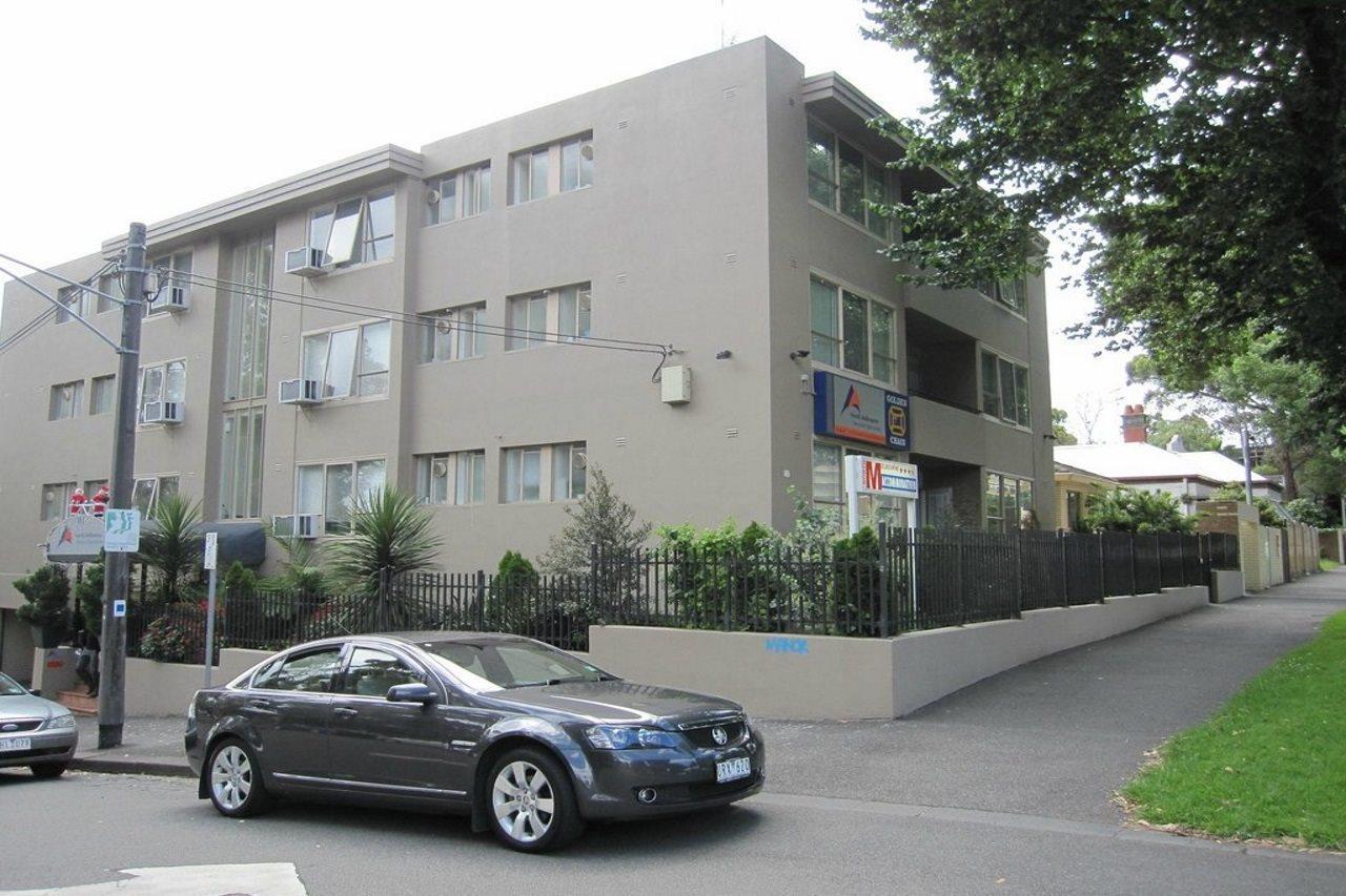 Apartments On Flemington Melbourne Eksteriør billede