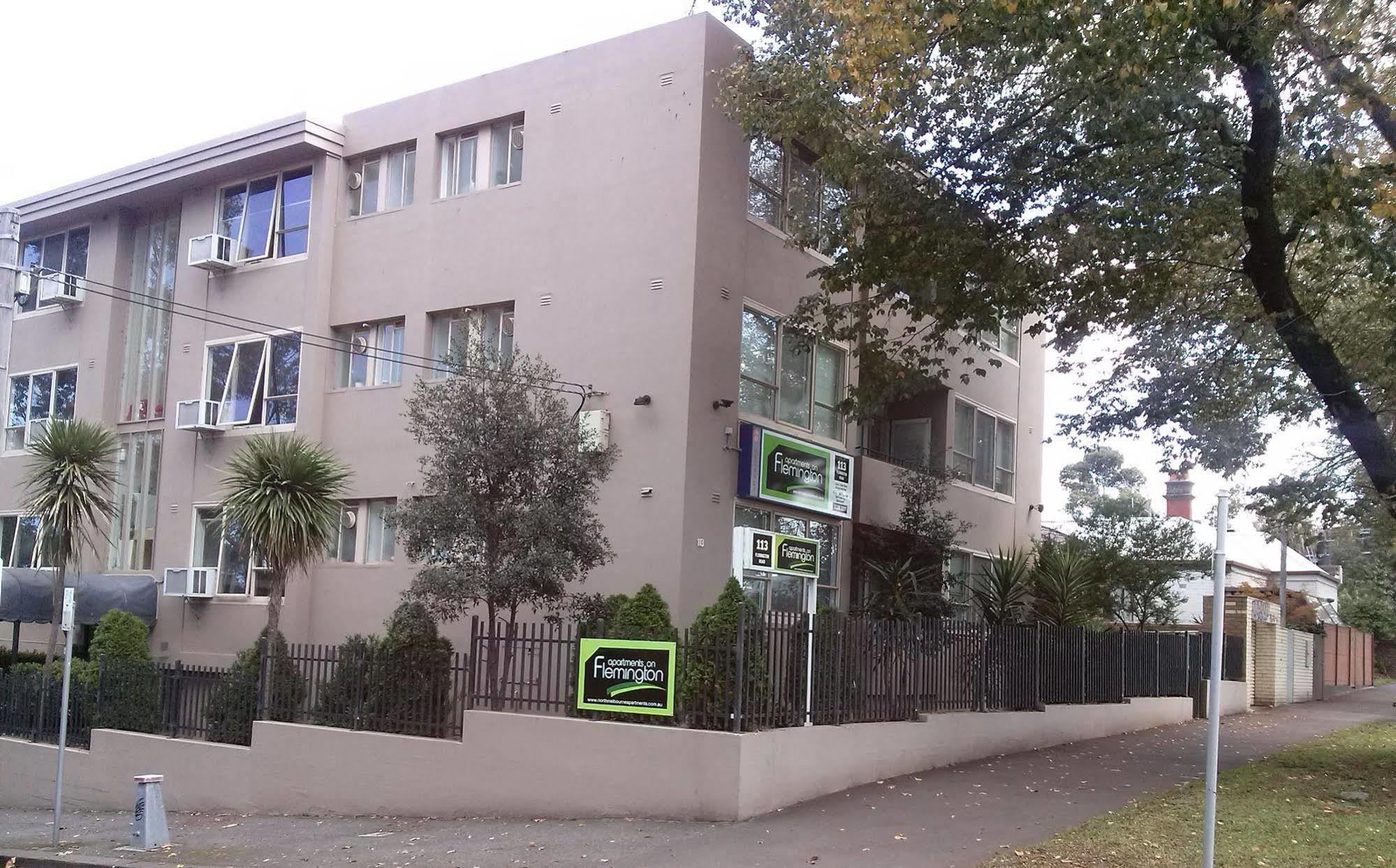 Apartments On Flemington Melbourne Eksteriør billede